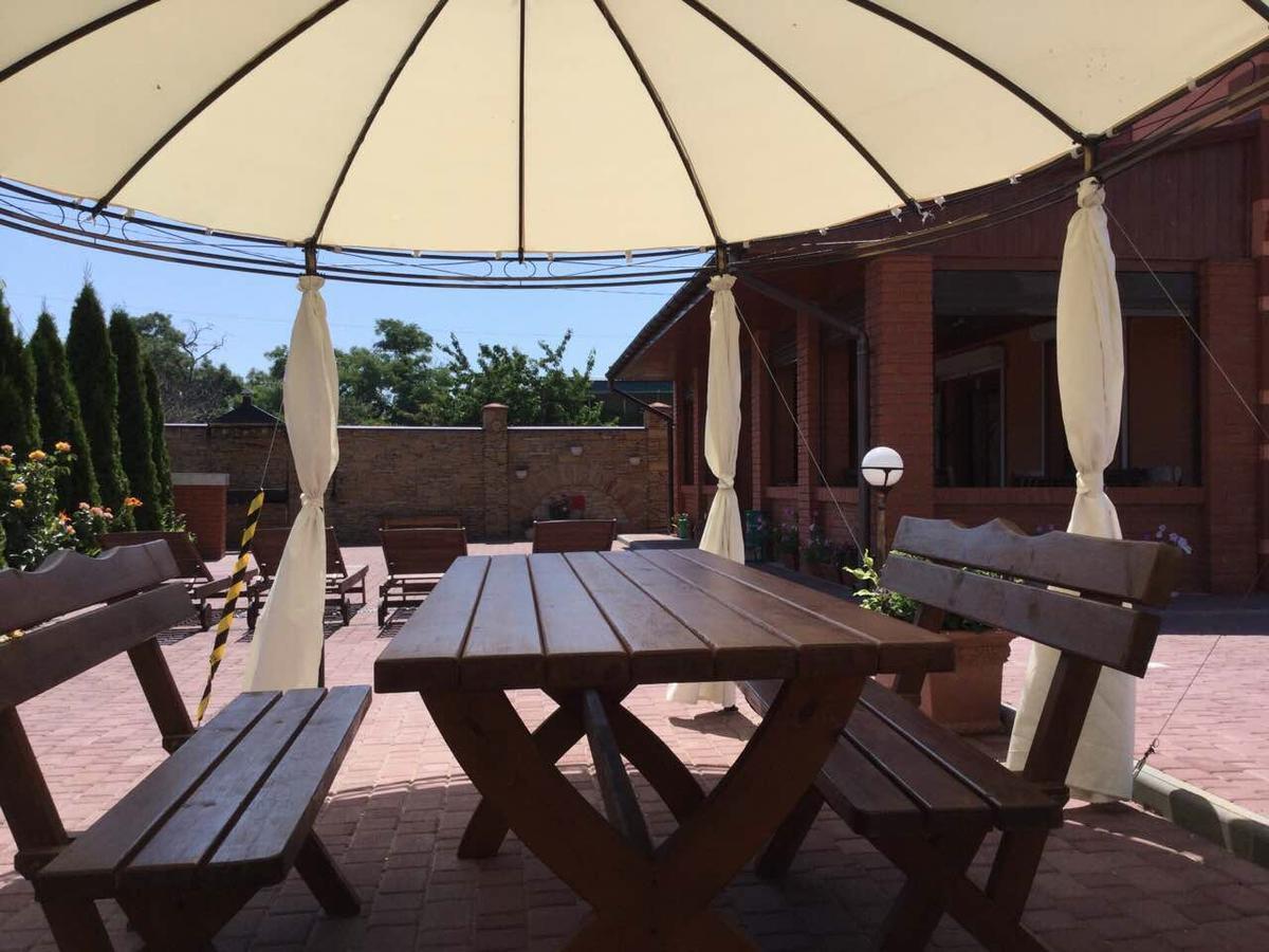 Inn Na Bugaze Karolino-Buhaz Ngoại thất bức ảnh